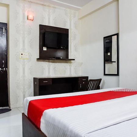 Hotel O Radhika Palace Bhopal Zewnętrze zdjęcie