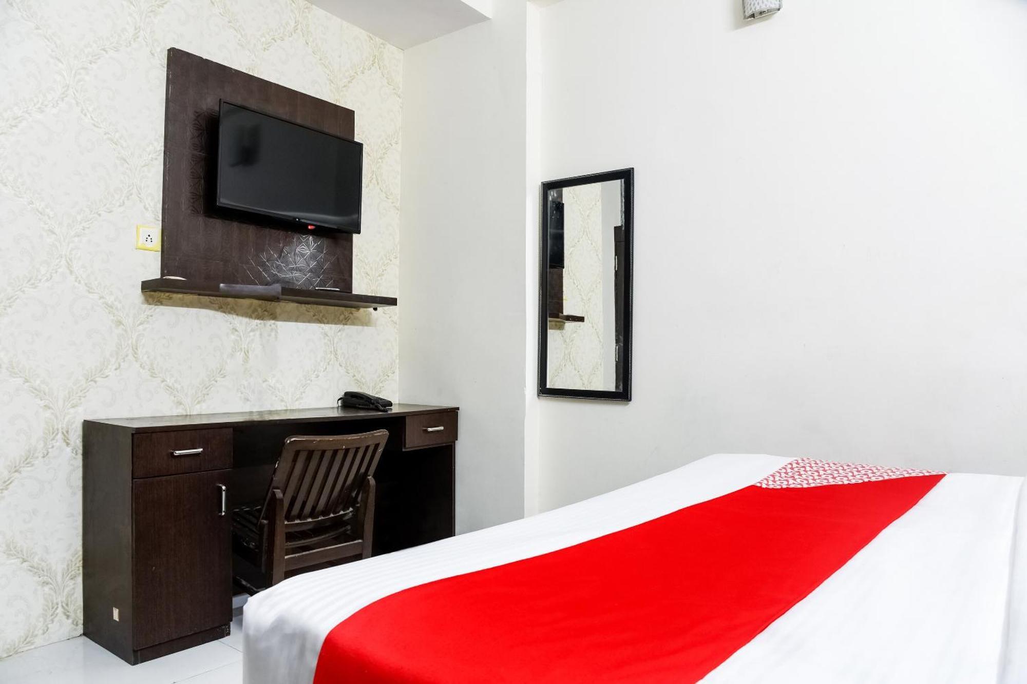 Hotel O Radhika Palace Bhopal Zewnętrze zdjęcie
