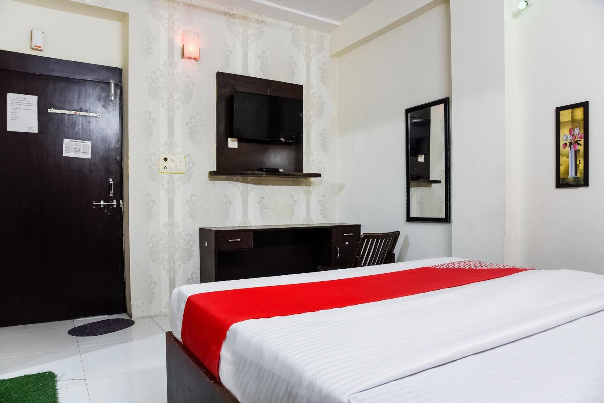 Hotel O Radhika Palace Bhopal Zewnętrze zdjęcie