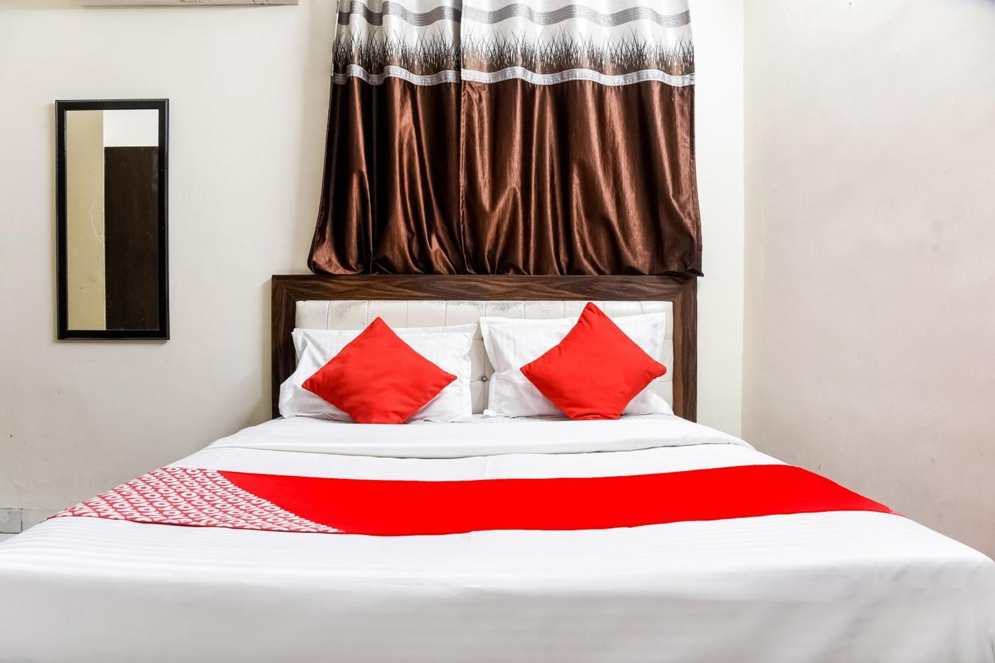 Hotel O Radhika Palace Bhopal Zewnętrze zdjęcie