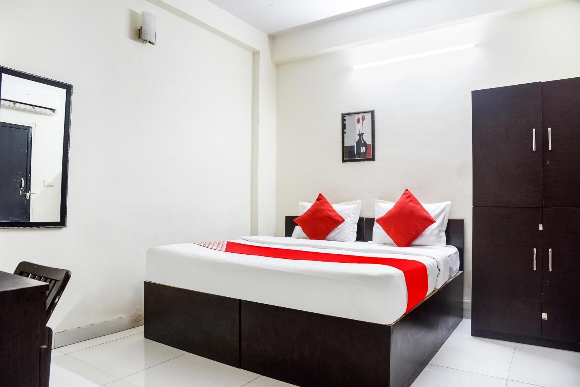 Hotel O Radhika Palace Bhopal Zewnętrze zdjęcie